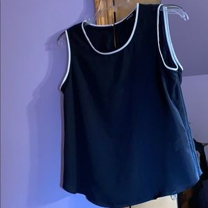L DKNY Top
